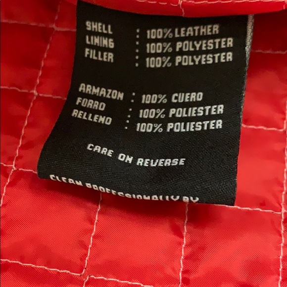 Wilson’s Leather - Picture 3 of 9